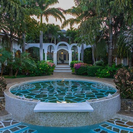 Hotel Villa Малинди Экстерьер фото